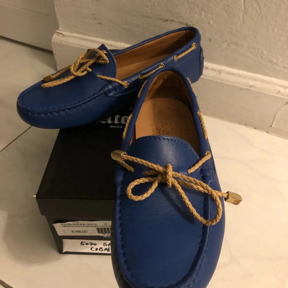 Boys Italian leather Blue shoes in box like new!
